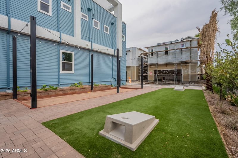 124 Willo Ct, Phoenix, AZ 85003