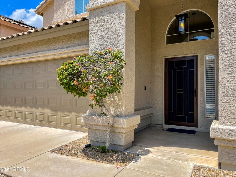 1240 E Redfield Rd, Phoenix, AZ 85022