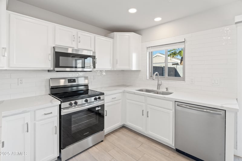 12402 Flores Dr, El Mirage, AZ 85335