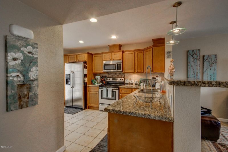 12407 N 41st Pl, Phoenix, AZ 85032