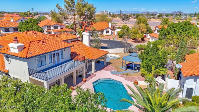 12407 N 54th Ave, Glendale, AZ 85304