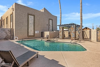 1241 48th St #102, Phoenix, AZ 85008