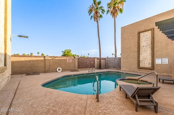 1241 48th St #106, Phoenix, AZ 85008