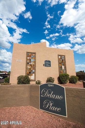 1241 48th St #114, Phoenix, AZ 85008