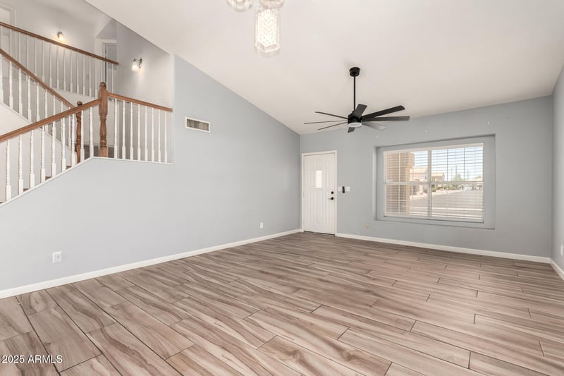 1241 Bluefield Ave, Phoenix, AZ 85022