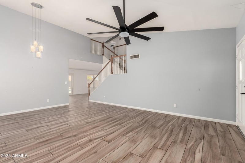 1241 Bluefield Ave, Phoenix, AZ 85022