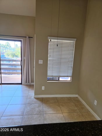 1241 48th St #201, Phoenix, AZ 85008