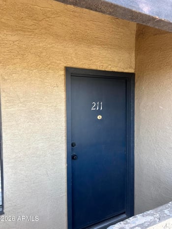 1241 48th St #211, Phoenix, AZ 85008