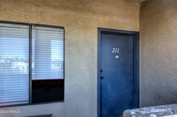 1241 48th St #211, Phoenix, AZ 85008