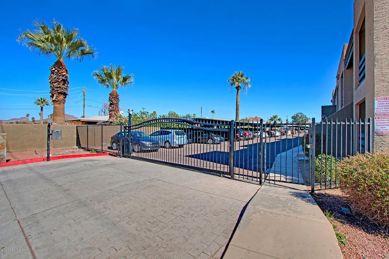 1241 N 48th St #216, Phoenix, AZ 85008