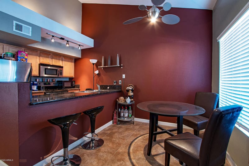 1241 N 48th St #216, Phoenix, AZ 85008