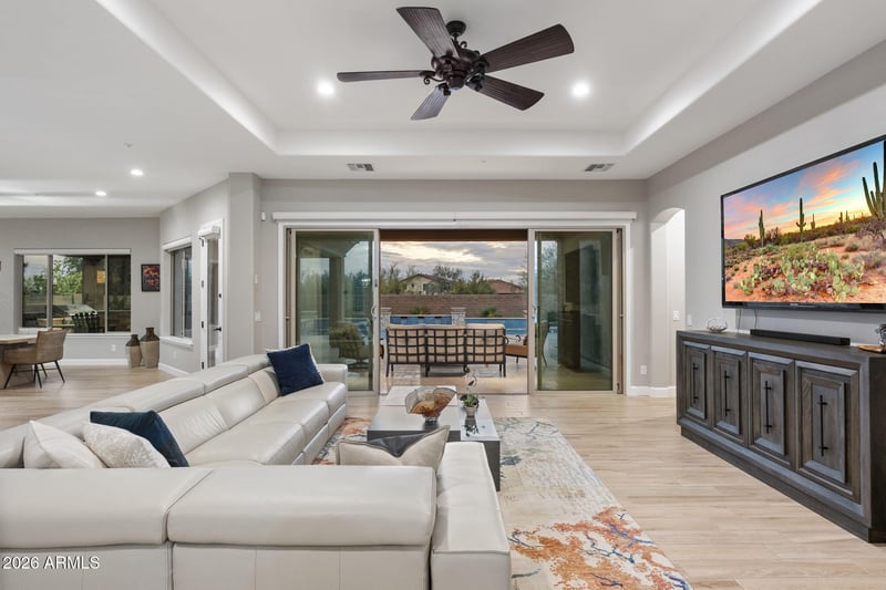 12411 W Tyler Trl, Peoria, AZ 85383