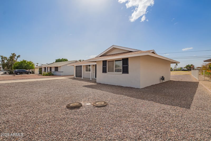 12414 Pebble Beach Dr, Sun City, AZ 85351