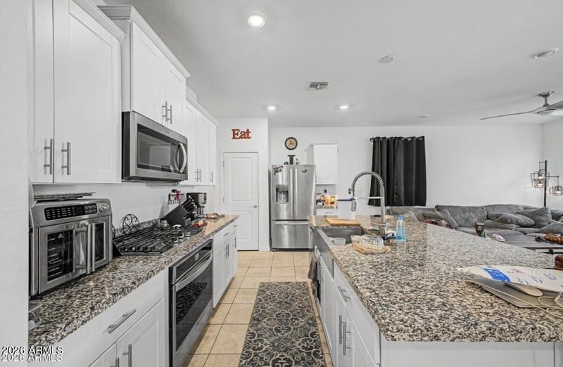 12418 Glenn Ct, Glendale, AZ 85307