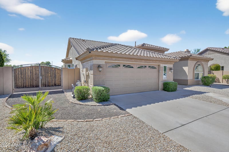 1242 Pine St, Gilbert, AZ 85233