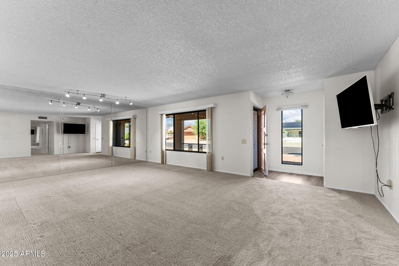 12423 Aurora Dr, Sun City West, AZ 85375