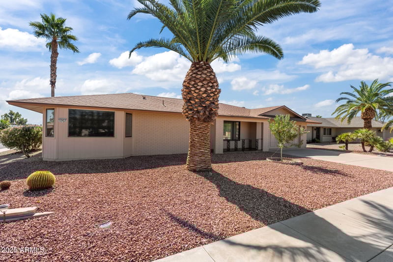 12423 Aurora Dr, Sun City West, AZ 85375
