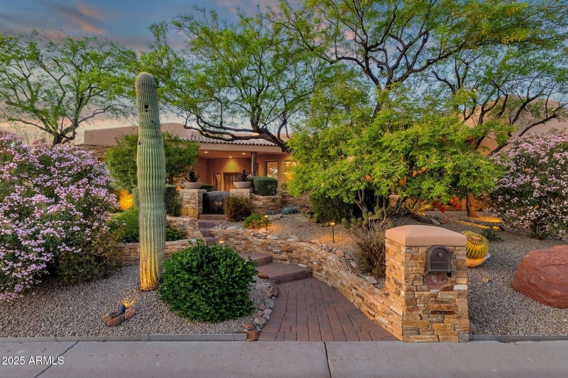 12424 Poinsettia Dr, Scottsdale, AZ 85259