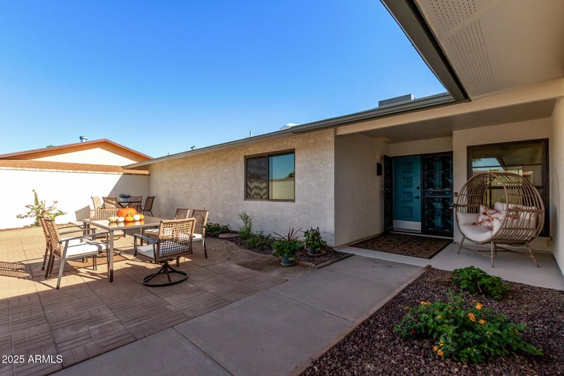 12425 Toreador Dr, Sun City West, AZ 85375