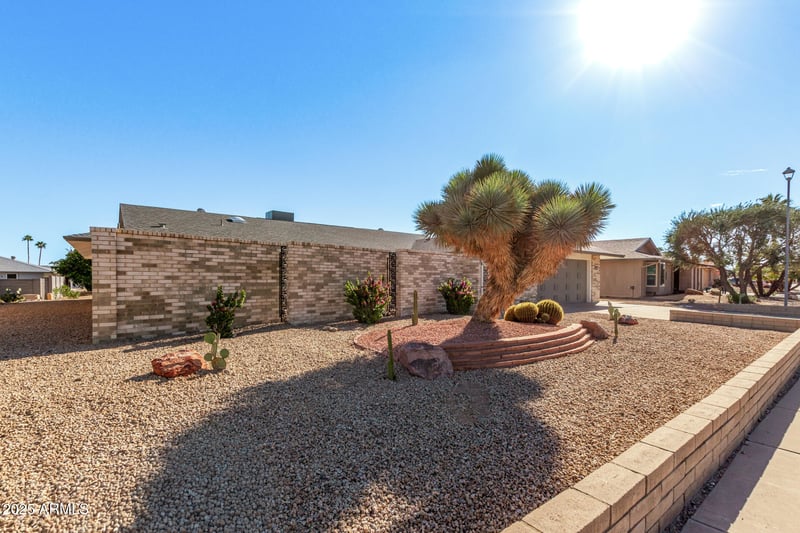 12425 Toreador Dr, Sun City West, AZ 85375