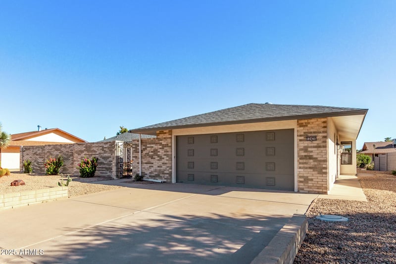 12425 Toreador Dr, Sun City West, AZ 85375