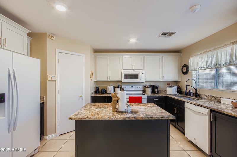 12426 Surrey Ave, El Mirage, AZ 85335