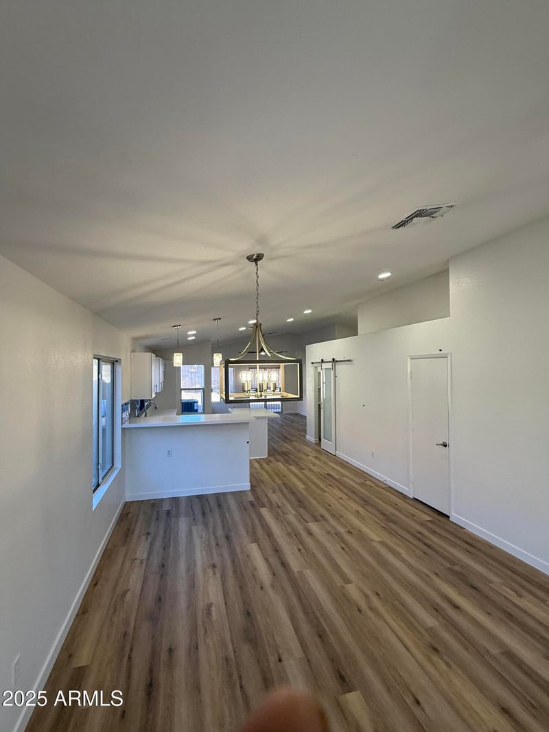 12427 41st Ave, Phoenix, AZ 85029