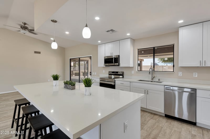 12427 Wildwood Dr, Sun City West, AZ 85375