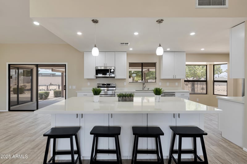 12427 Wildwood Dr, Sun City West, AZ 85375