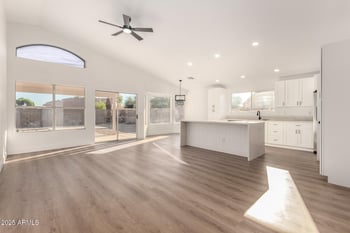 12429 Roanoke Ave, Avondale, AZ 85392