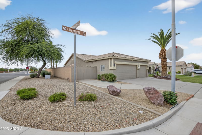 1243 Bartlett Way, Chandler, AZ 85249
