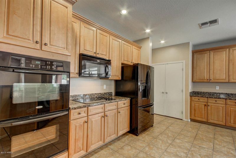 1243 N Martingale Rd, Gilbert, AZ 85234