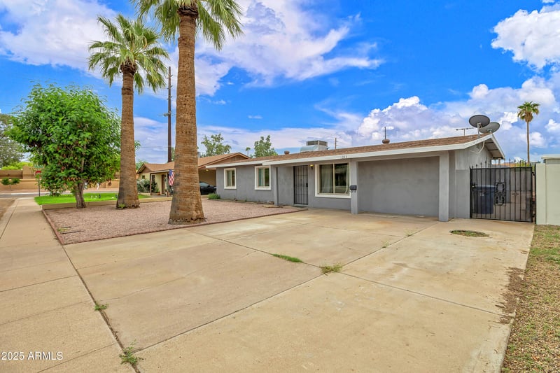 1243 Susan Ln, Tempe, AZ 85288