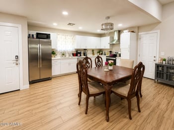 12431 28th St, Phoenix, AZ 85032
