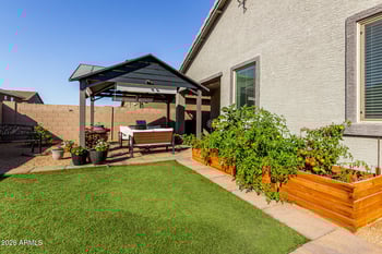 12431 State Ave, Glendale, AZ 85307