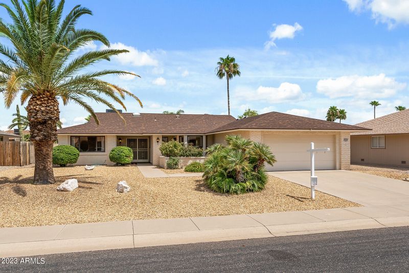 12432 W Tigerseye Dr, Sun City West, AZ 85375