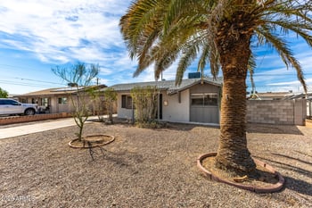 12434 111th Dr, Youngtown, AZ 85363