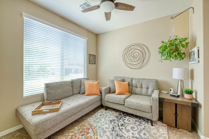 1244 E Mescal St, Phoenix, AZ 85020