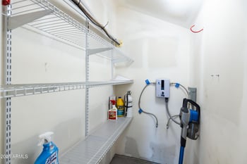 1244 Palm Ln, Phoenix, AZ 85006