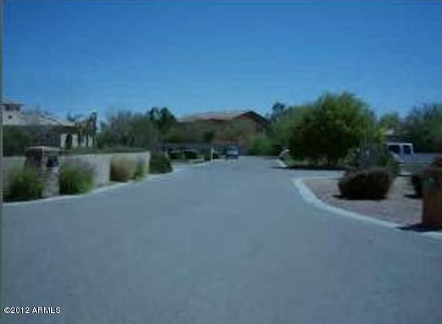 12440 E Haymore Ct, Chandler, AZ 85249