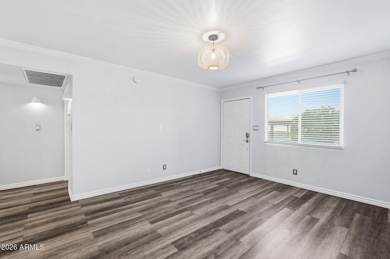 12440 N 20th St #106, Phoenix, AZ 85022