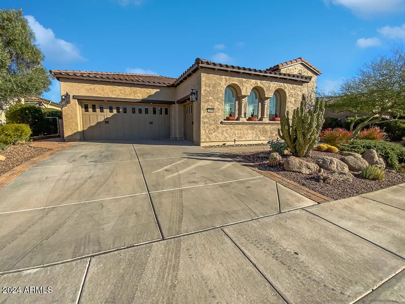 12446 Bajada Rd, Peoria, AZ 85383