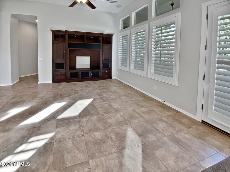 12446 Bajada Rd, Peoria, AZ 85383