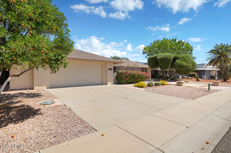 12446 Eveningside Dr, Sun City West, AZ 85375