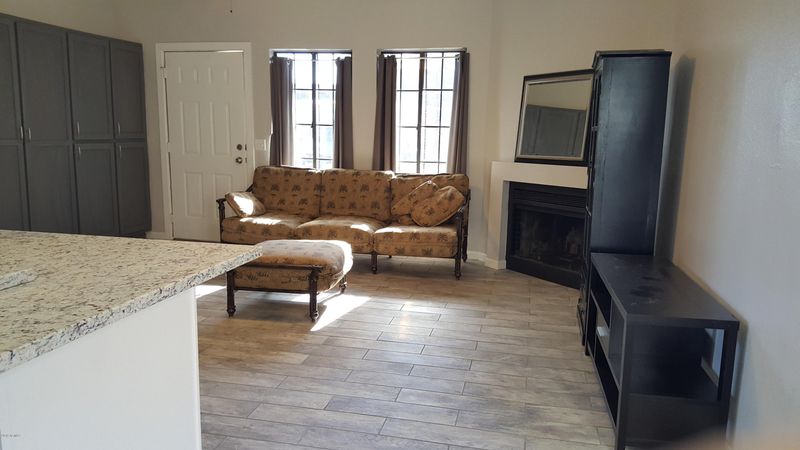 1245 W 1st St #109, Tempe, AZ 85281