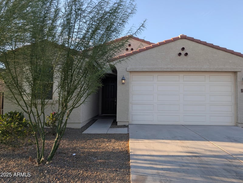 12450 Orangewood Ave, Glendale, AZ 85307