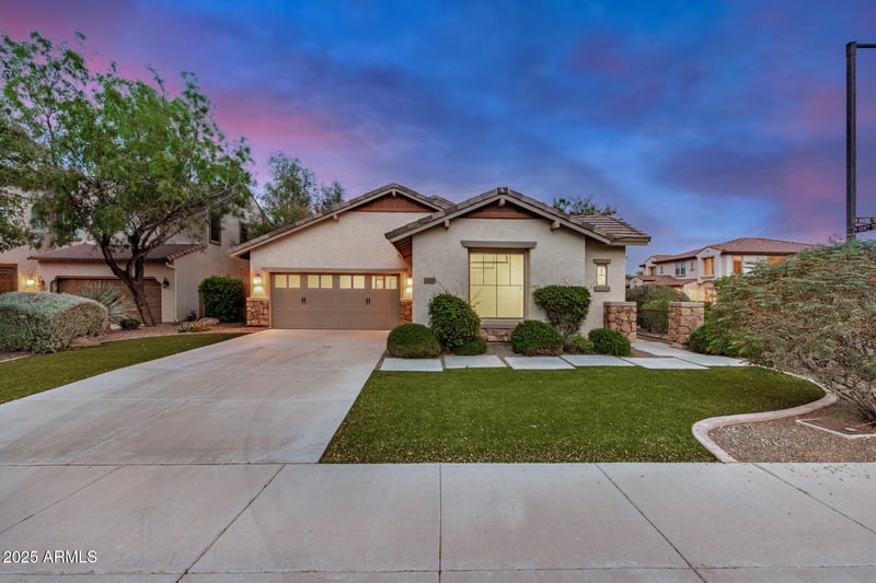 12451 Nadine Way, Peoria, AZ 85383