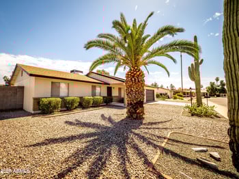 12455 Columbine Dr, Phoenix, AZ 85029