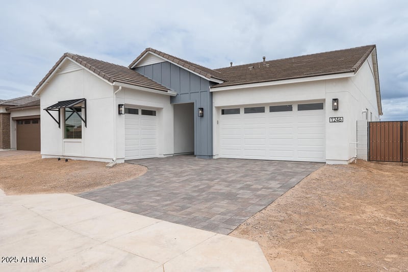1246 Penedes Dr, Gilbert, AZ 85298