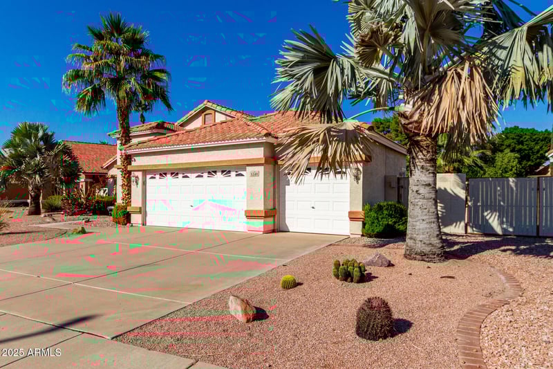 1246 Tradewind Dr, Gilbert, AZ 85234